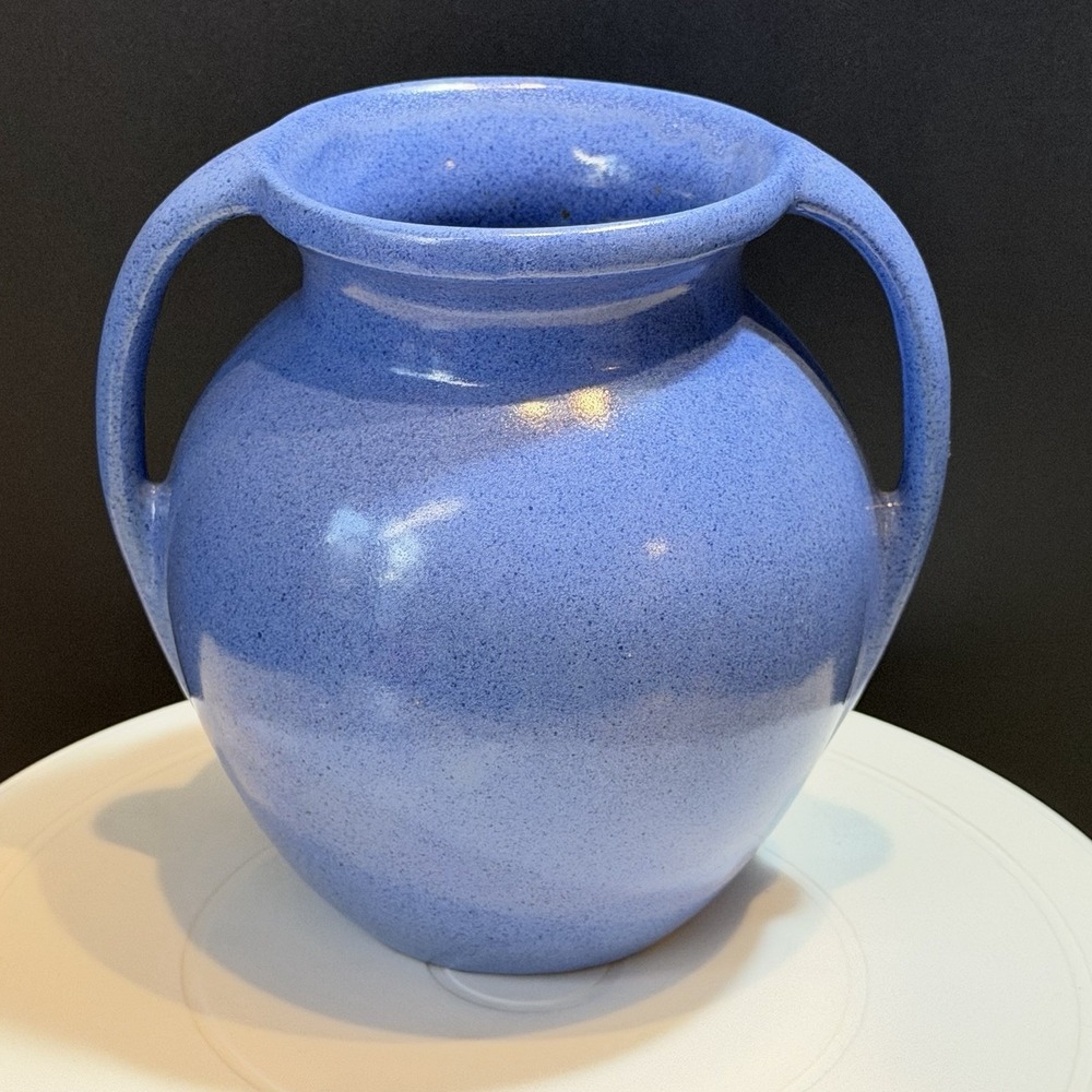 Vintage Hywood Niloak Pottery Ozark Blue Stone Glaze Two Handled Vase
